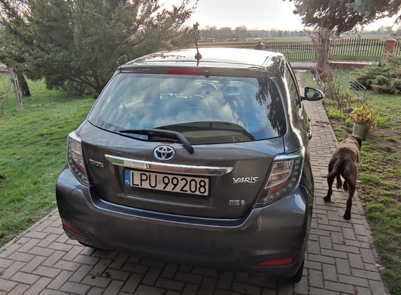 Toyota Yaris cena 42900 przebieg: 214000, rok produkcji 2012 z Szlichtyngowa małe 46